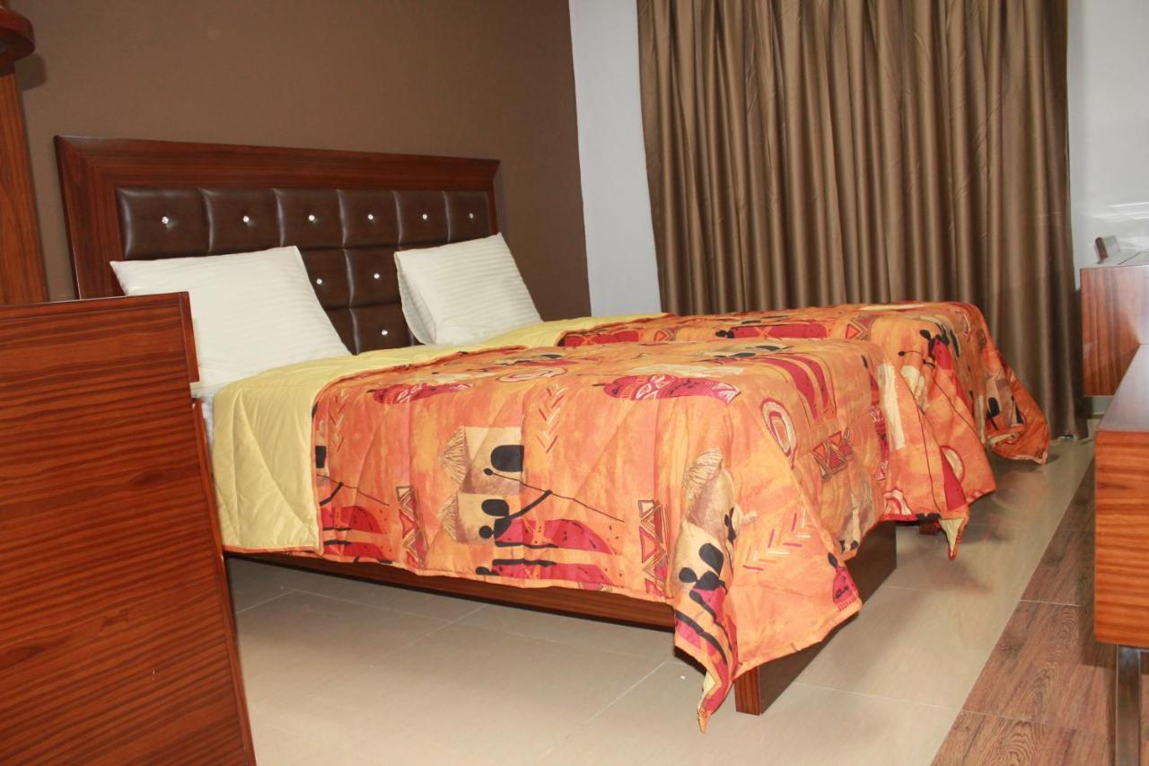 Wakola Hotel Cheikh Anta Dakar Bagian luar foto